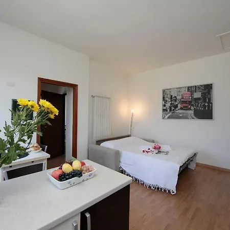 Apartment Il Porticciolo Sul Lago